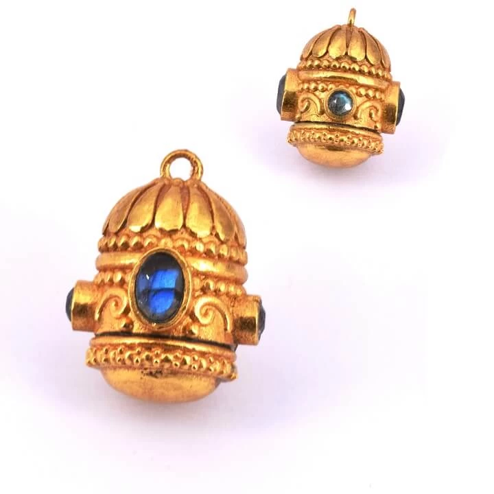 Pendentif Talisman Laiton Doré Or Fin Cabochon Labradorite 18x20mm (1) 1 Pendentif Talisman Laiton Doré Or Fin Cabochon Labradorite 18x20mm (1)