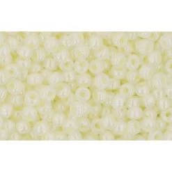 Cc142 - Perles De Rocaille Toho 11/0 Ceylon Banana Cream (10g)