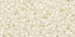 Cc122 - Perles De Rocaille Toho 15/0 Opaque Lustered Navajo White (5g)