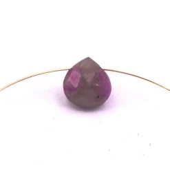 Pendentif Coeur Poire Facettes Rubis Zoisite 9x9mm - Trou : 0.5mm (1)
