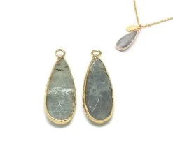 Pendentif En Labradorite Sertis Laiton Or 32x11mm (1)