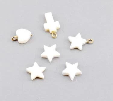 Perle En Nacre Blanche Naturelle étoile 9x9mm, Trou 0.8mm (5) 1 Perle En Nacre Blanche Naturelle étoile 9x9mm, Trou 0.8mm (5)